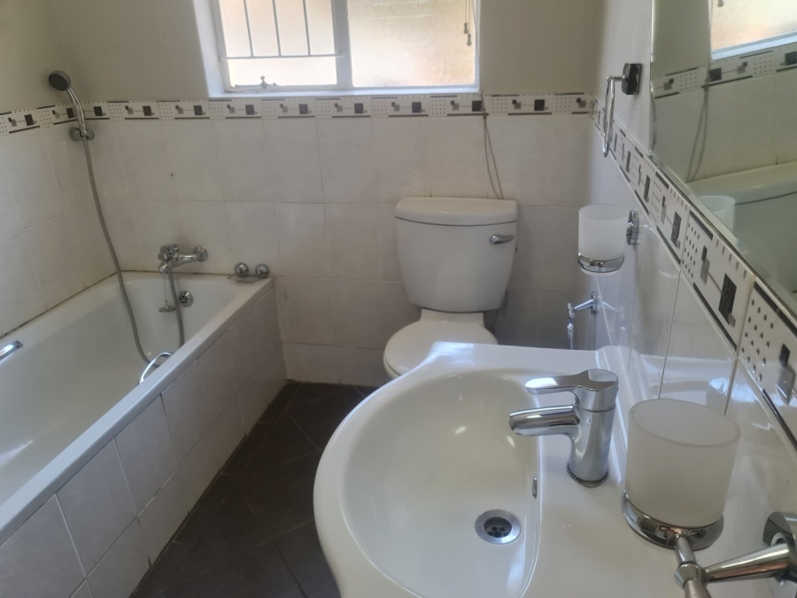 3 Bedroom Property for Sale in Waterval East North West